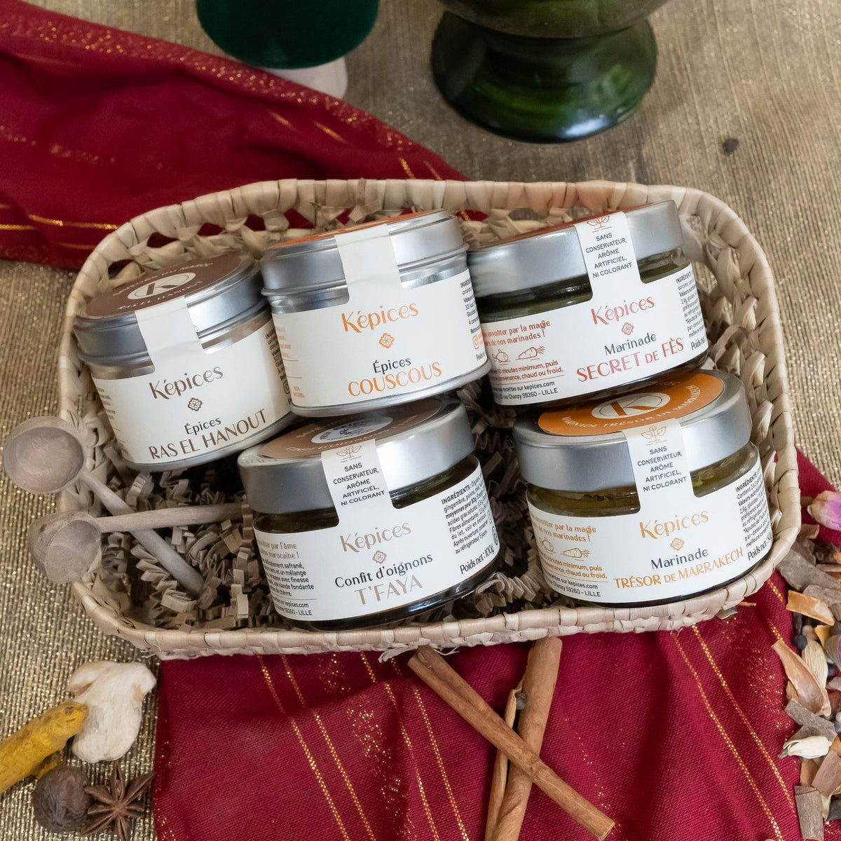 Coffret Table marocaine Képices : marinades, T'Faya, ras el hanout et épices couscous